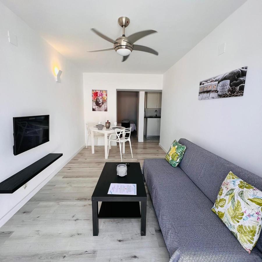 Jacaranda Apartments & Studios Es Canar  Ngoại thất bức ảnh