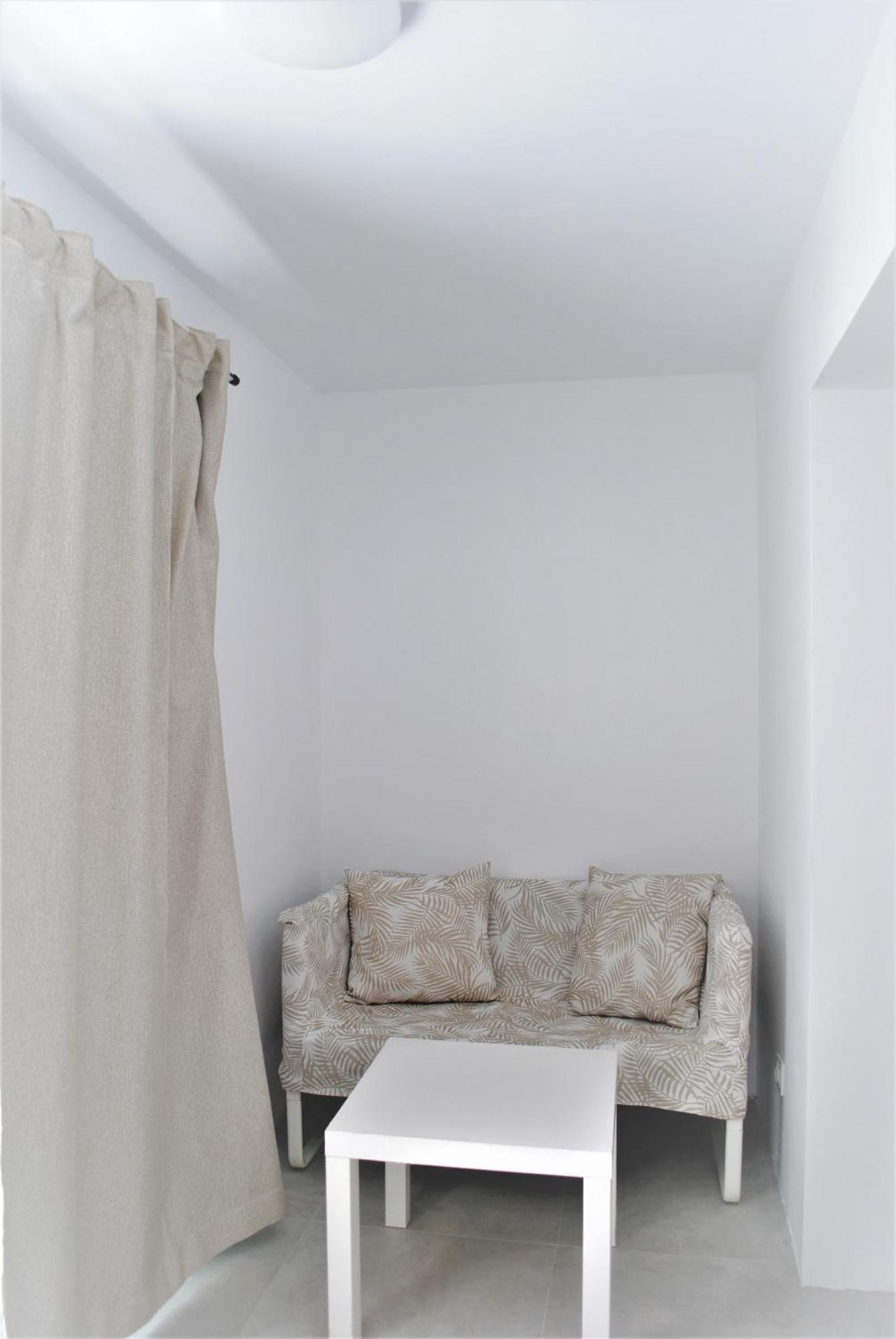 Jacaranda Apartments & Studios Es Canar  Ngoại thất bức ảnh